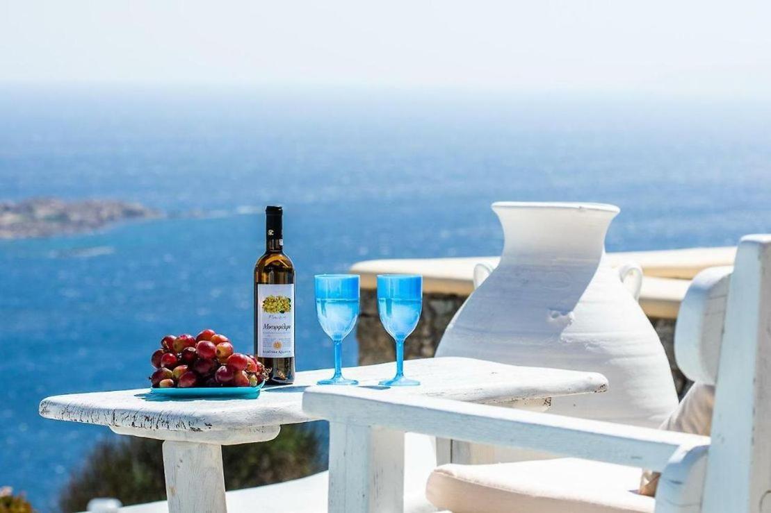 Holiday home Mykonos Coastal Retreat - Giovanna's Beachfront Escape With Jacuzzi *